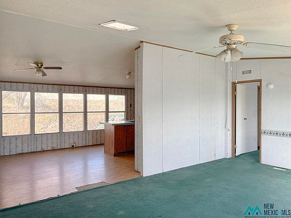 3rd image of 304 Catarena Ct