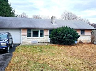 10 Beavens Rd, Reading, PA 19608