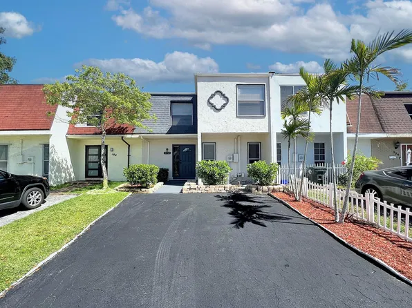 342 Sunshine Drive, Coconut Creek, FL 33066