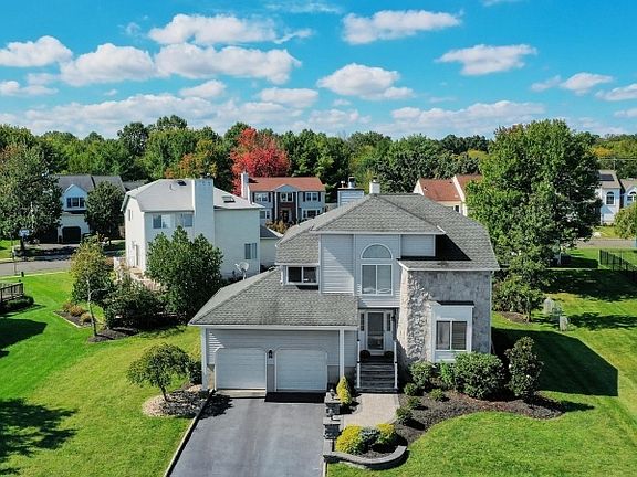 4th image of 20 Crammer Ln