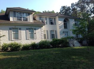 21 Paint Island Spring Rd, Millstone Township, NJ 08510