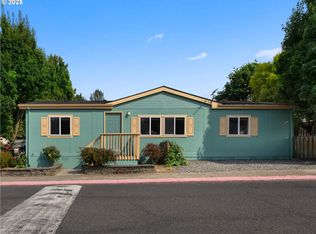 20650 NE Sandview Dr, Fairview, OR 97024