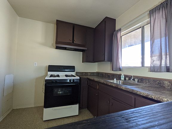 3rd image of 821 Olive Ave APT 7