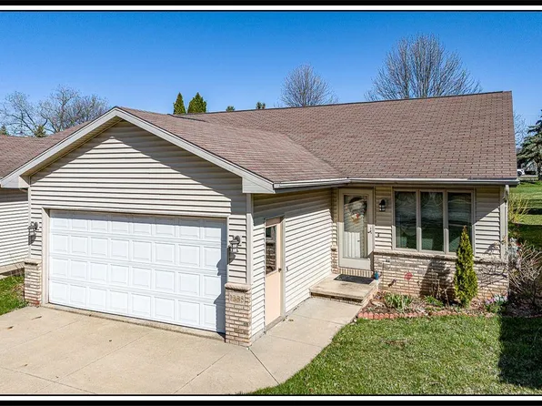 1338 W Weiland Ln, Appleton, WI 54914