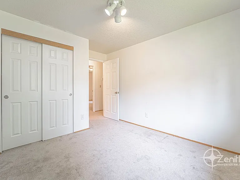 17403 NE 3rd St — Photo 14
