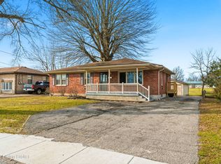 11408 Flowervale Ln, Louisville, KY 40272