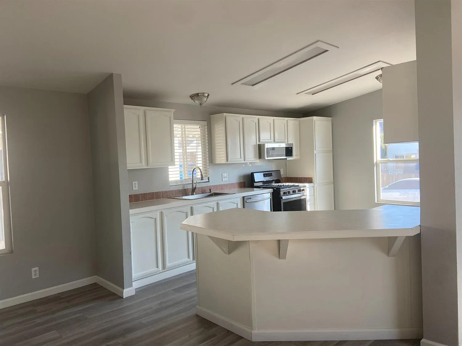 6227 Plymouth Rock Ln photo 1