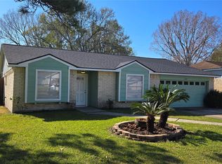 6125 Brookdale Dr, League City, TX 77573