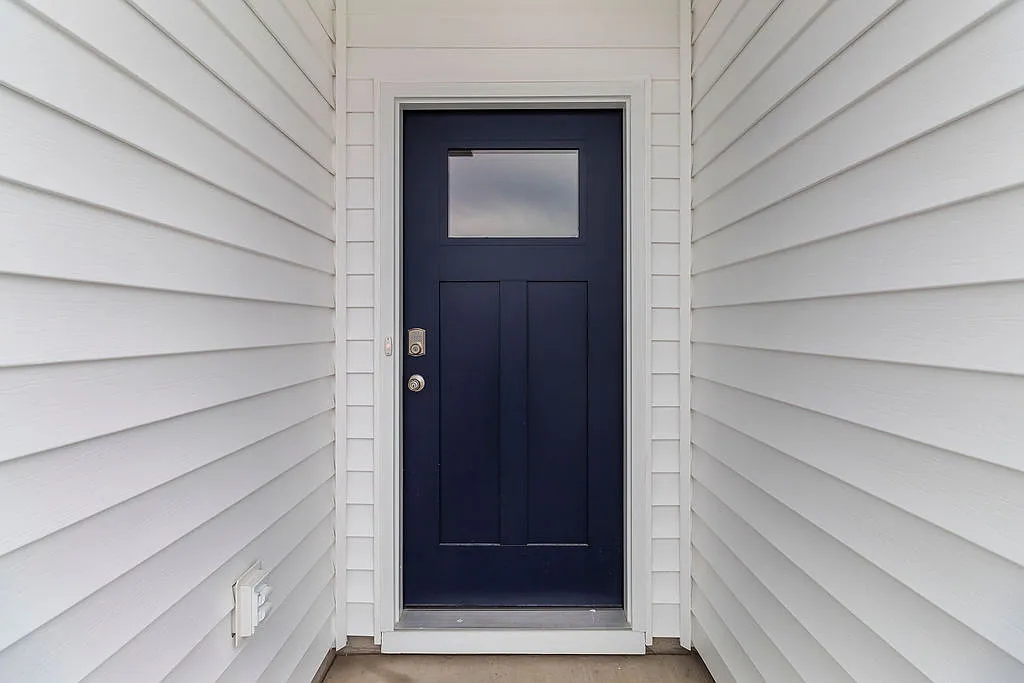 3 bed, 1475 sqft, $2,150 — Photo 3