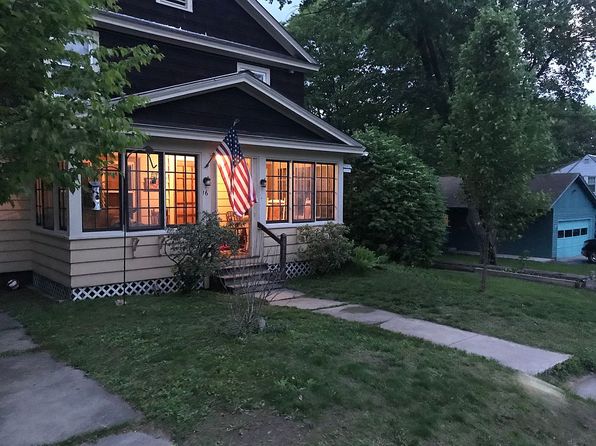 16 Bay St
