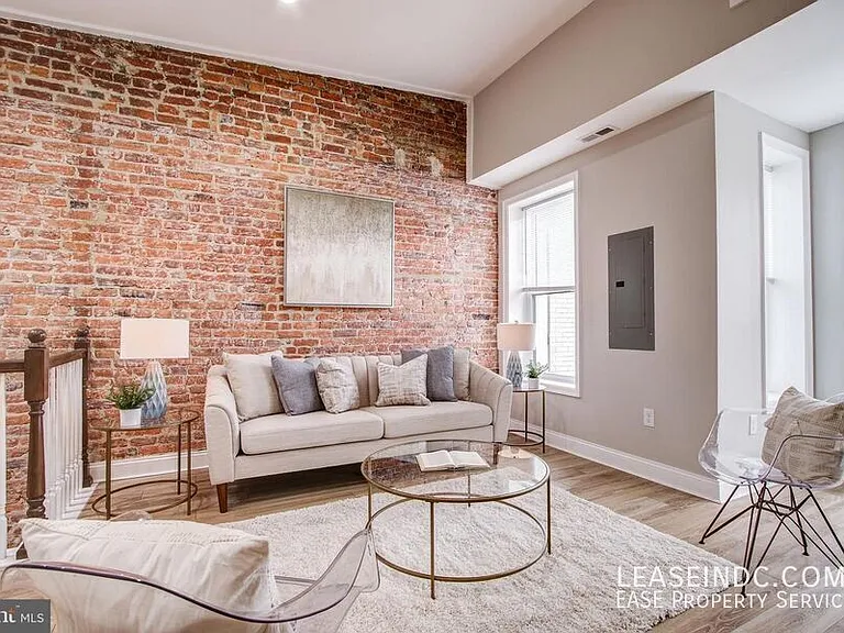 1626 Monroe St NW #2 — Photo 6