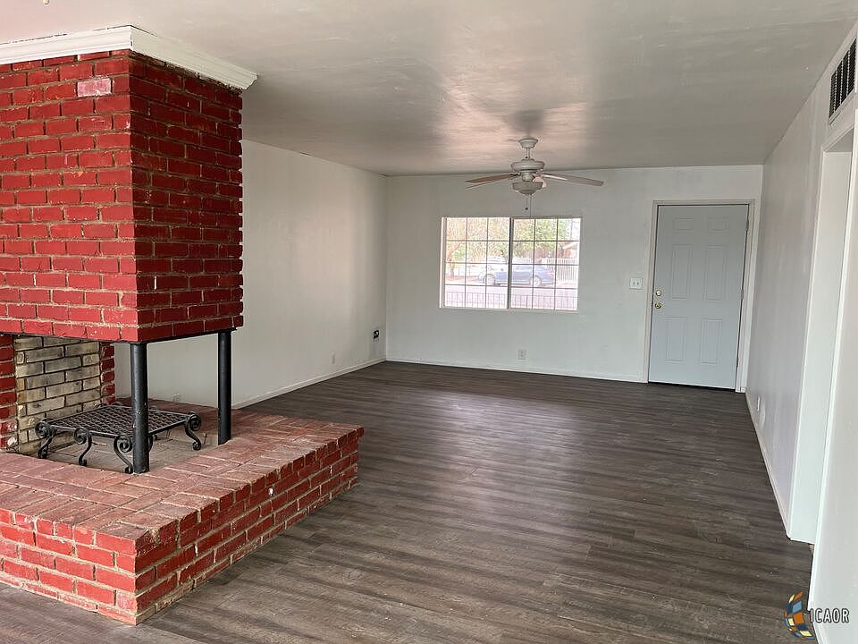 165 W Alamo St Calipatria, CA, 92233 Apartments for Rent Zillow