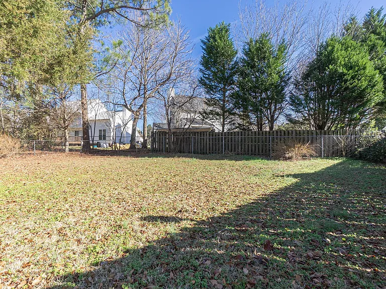 106 N Tunstall Ave — Photo 44