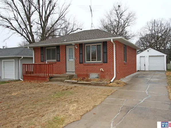 2131 S 57th St, Lincoln, NE 68506