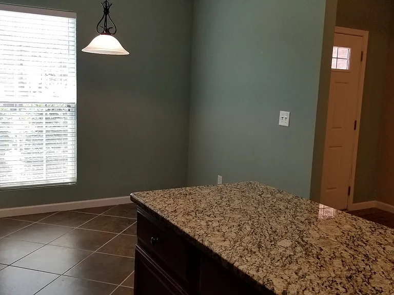 7908 Oakfield Grv — Photo 5