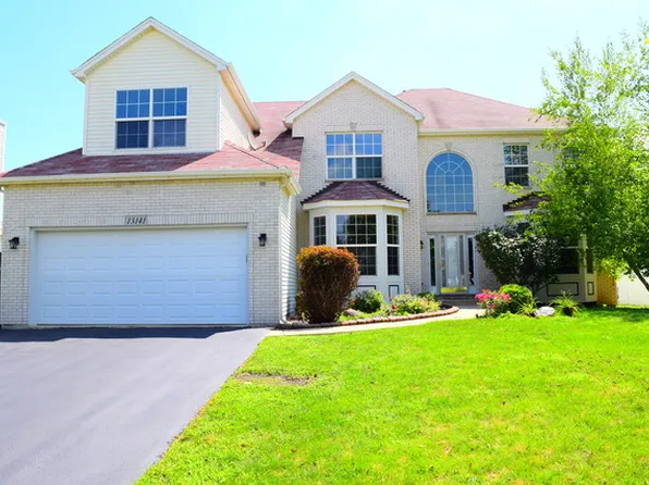 13141 S Cinnamon Cir, Plainfield, IL 60585