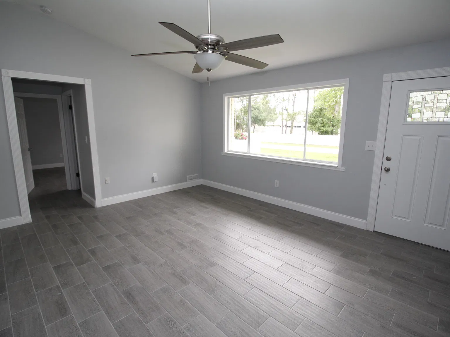3 bed, 2.0 bath, 1529 sqft, $2,000 — Photo 4