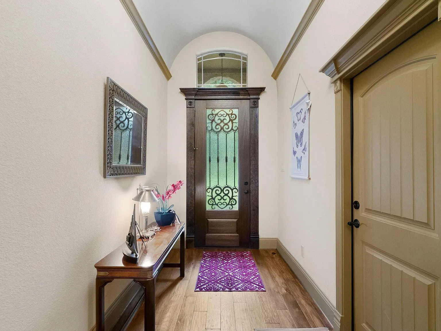 3 bed, 2.5 bath, 2019 sqft, $2,200 — Photo 4
