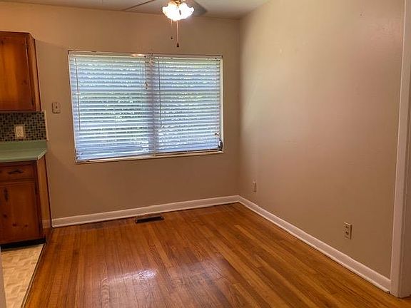 4th image of 1211 Buckingham Dr