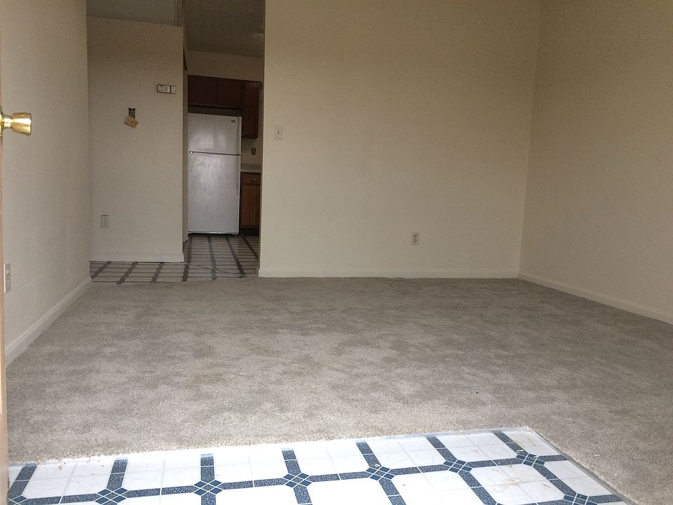1st image of 506 Wilson St APT 20