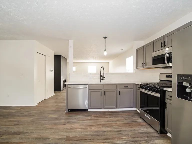 520 Wyndham Ridge Dr — Photo 10