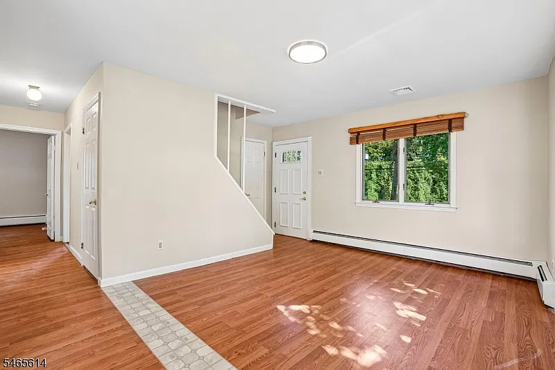 4 bed, 4.0 bath, $4,000 — Photo 4
