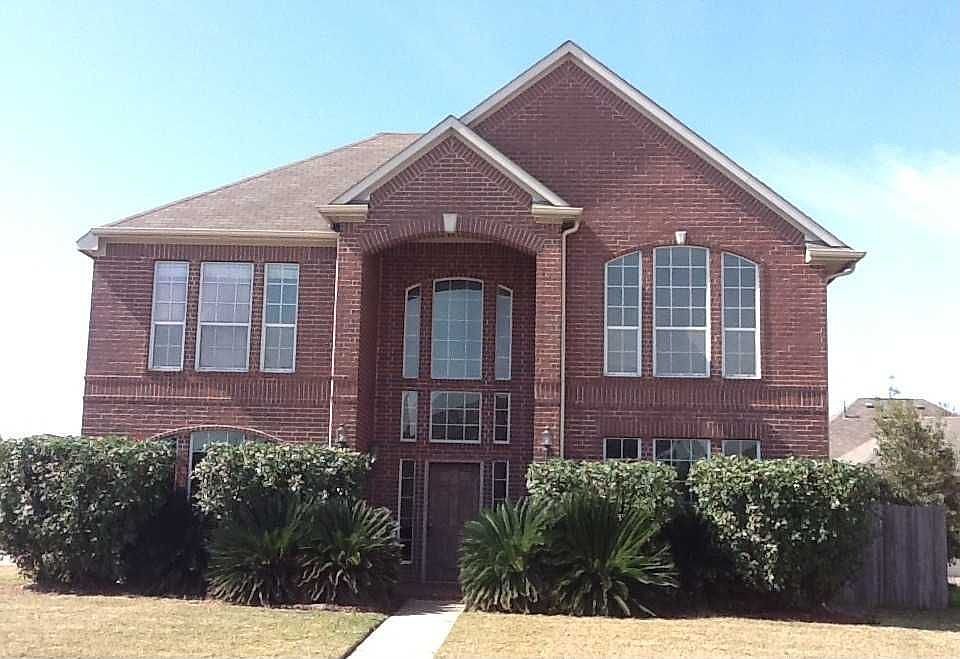 1st image of 2914 Tina Oaks Ct
