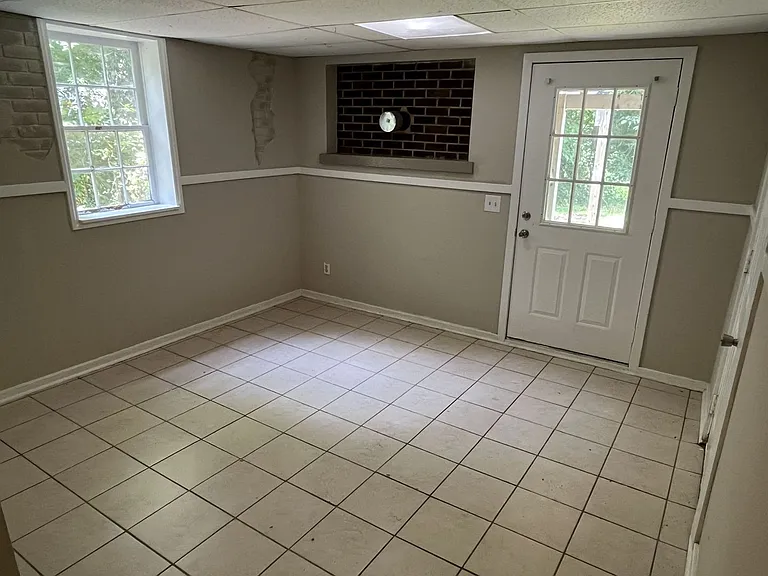 975 Old Charlotte Rd — Photo 19