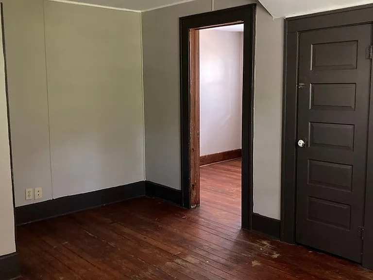 605 W Beechwood Ave — Photo 19