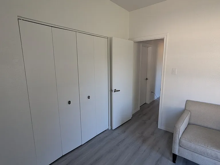 116 Bellair Dr — Photo 14