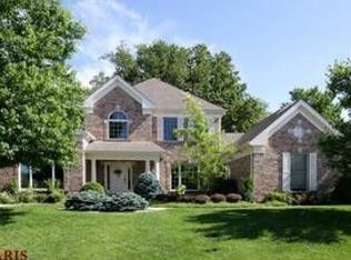 15843 Barons Way Dr, Chesterfield, MO 63017
