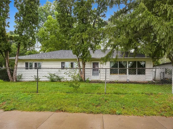 1400 Deforest Ave, Iowa City, IA 52240