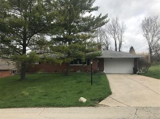 1213 Hollyhill Dr, Miamisburg, OH 45342