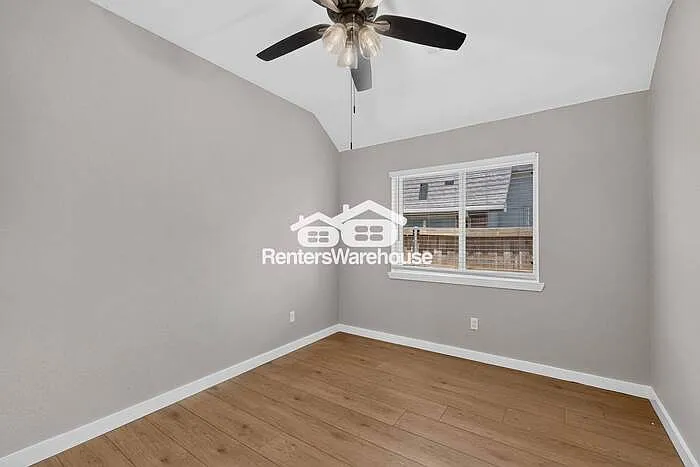 2505 Caprock Cv — Photo 33