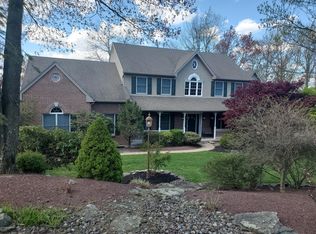 1121 Heritage Blvd, Stroudsburg, PA 18360