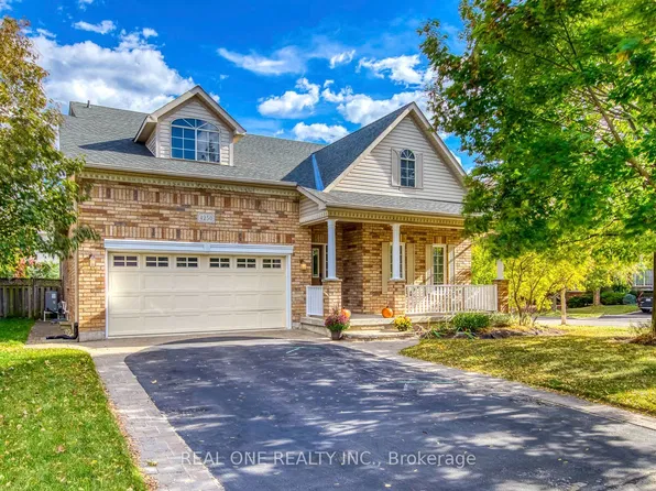 4250 Price Ct, Burlington, ON L7M 4X3
