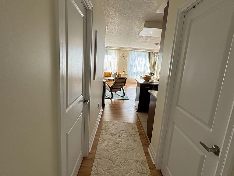 240 Villagewalk Blvd #610 — Photo 31