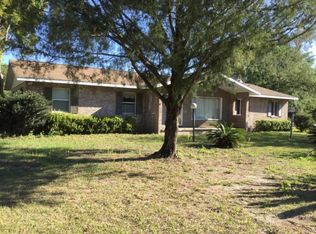 1810 Smelt Cir, Seville, FL 32190