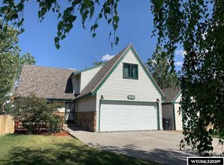 1005 Cardiff, Casper, WY 82609