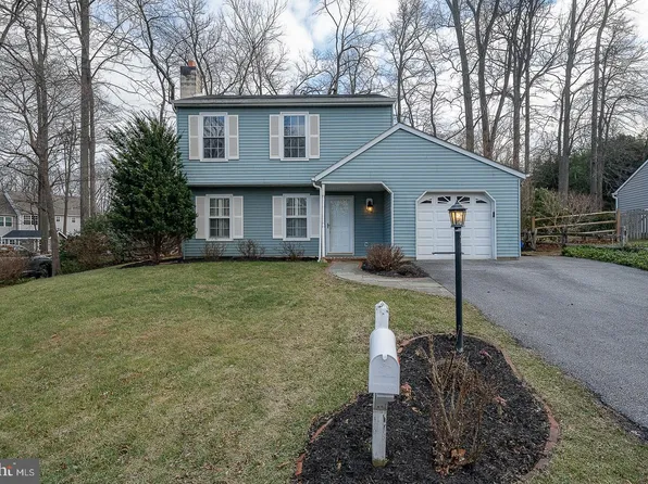 84 Canterbury Ct, Downingtown, PA 19335