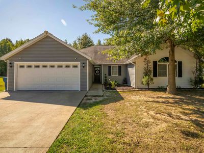 305 Noah Ln, Carterville, IL, 62918