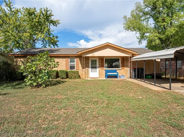 4303 Pond St, Van Buren, AR 72956