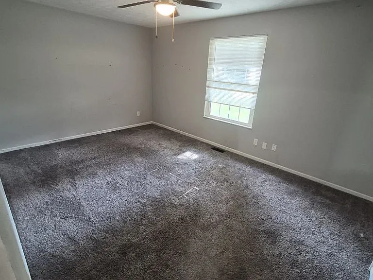 8749-8751 Shadycreek Dr — Photo 3