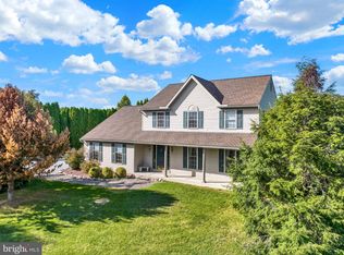 8 Power Dr, Bernville, PA 19506