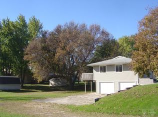 1320 Wall St, Webster City, IA 50595