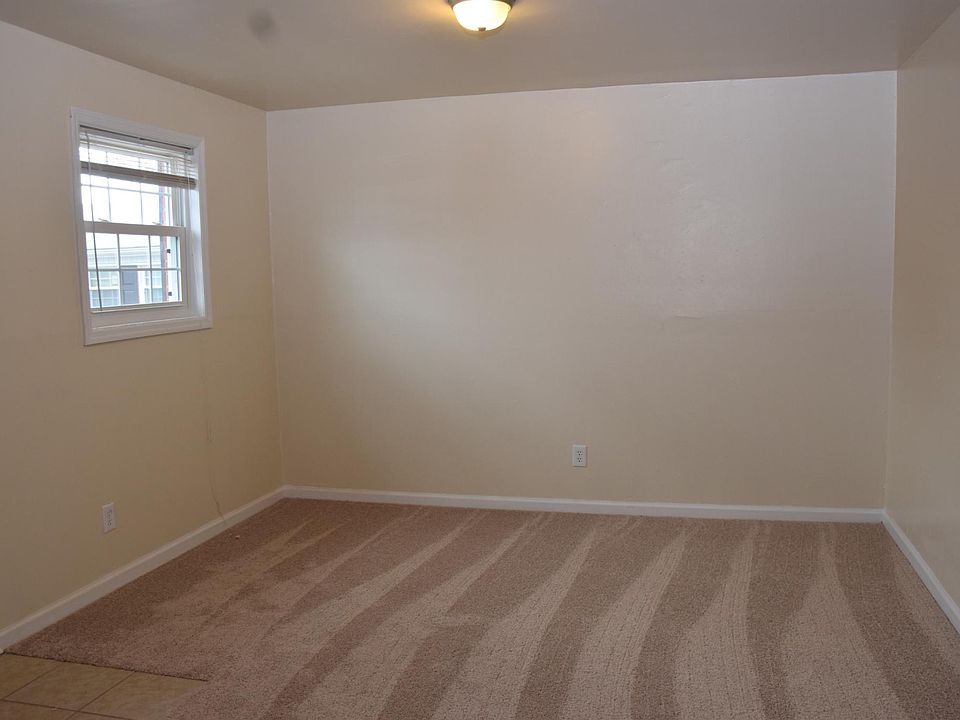 Front Room/ Kitchen