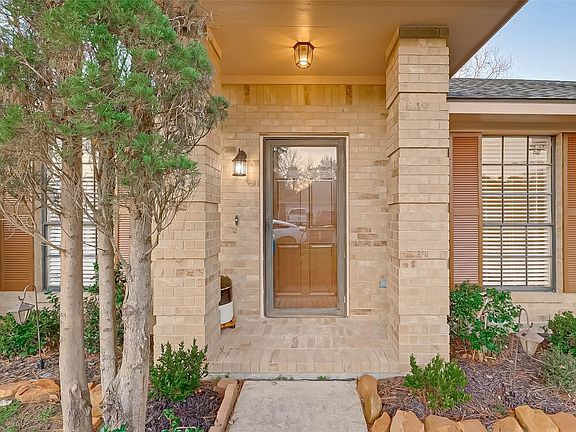 3rd image of 1005 Linkwood Dr