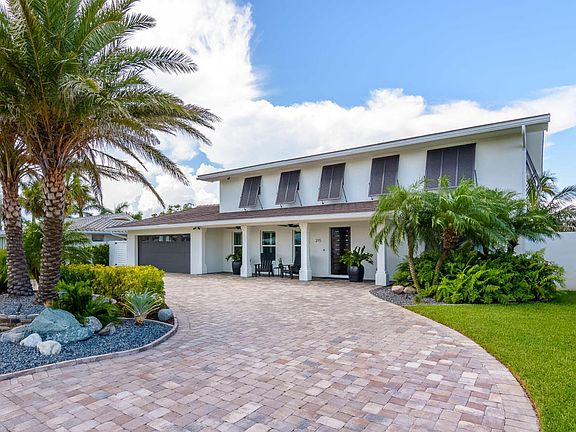 5th image of 315 Brightwaters Dr