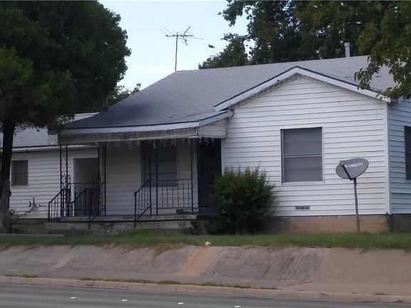 2nd image of 8616 Clifford St