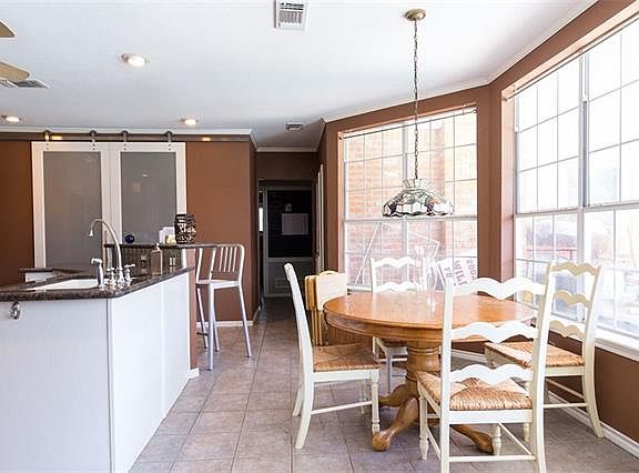 4th image of 3916 Gettysburg Cir